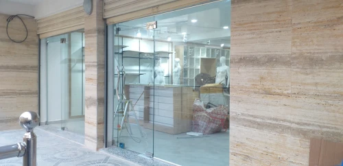Vitrine en verre trompé 