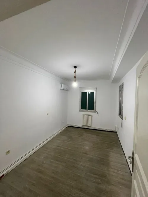 Location Appartement Niveau de villa F5 Alger Hydra
