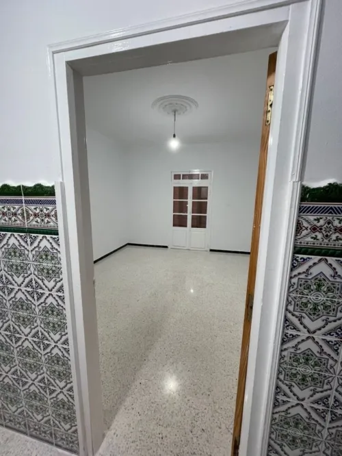 Location Appartement Niveau de villa F4 Alger Dely brahim
