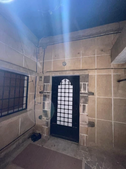 Location Appartement Niveau de villa F5 Alger Hydra