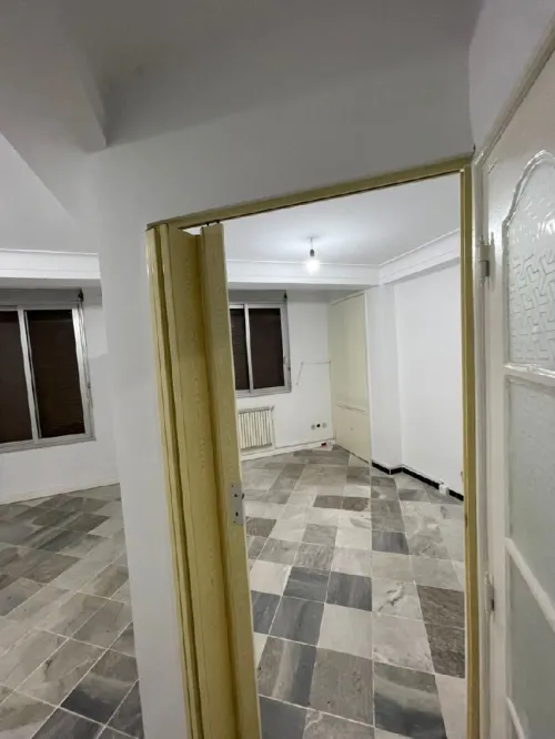Location Appartement Niveau de villa F5 Alger Hydra