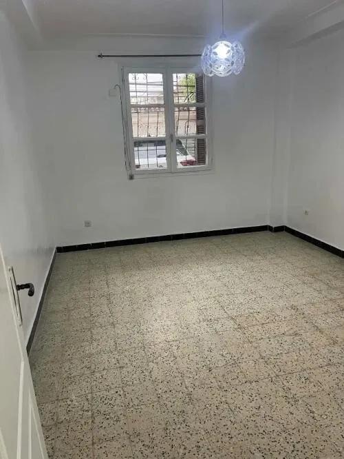 Location Appartement F3 Alger Dely brahim
