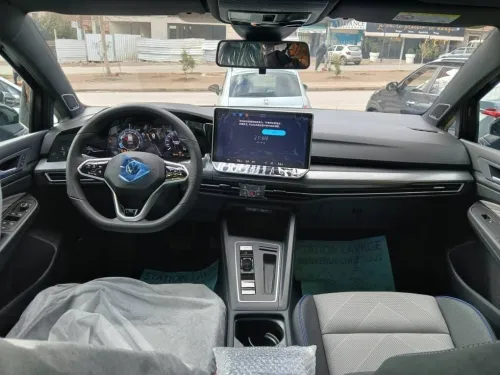Volkswagen Golf 8 2026 R-Line
