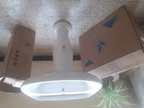 Vend lavabo avec support neuf 10000 DA négociable 