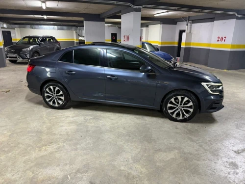 Renault Megane 4  2023 Techno