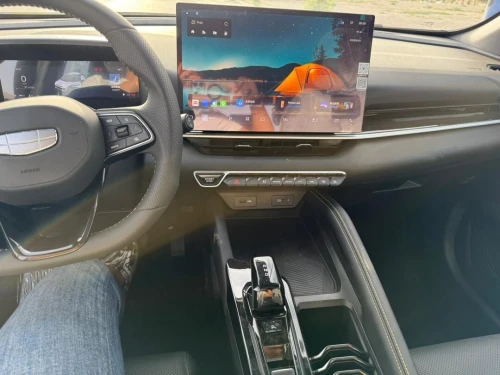 Geely Coolray 2026 