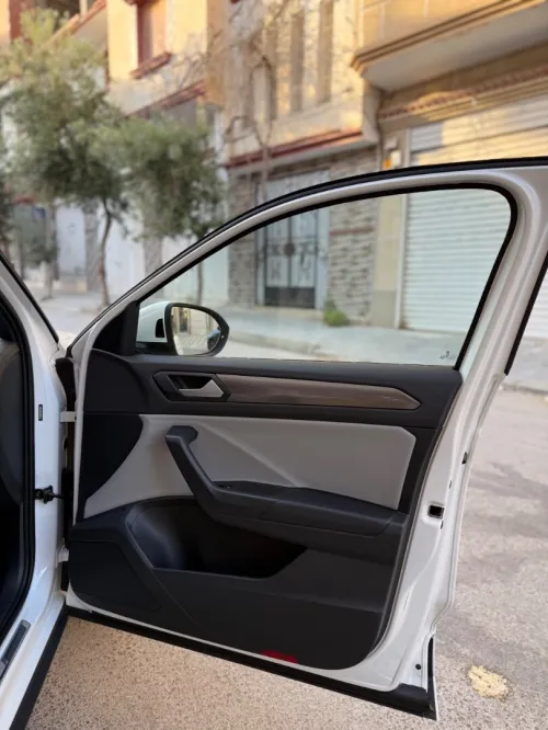 Volkswagen T-Roc 2025 R-Line 