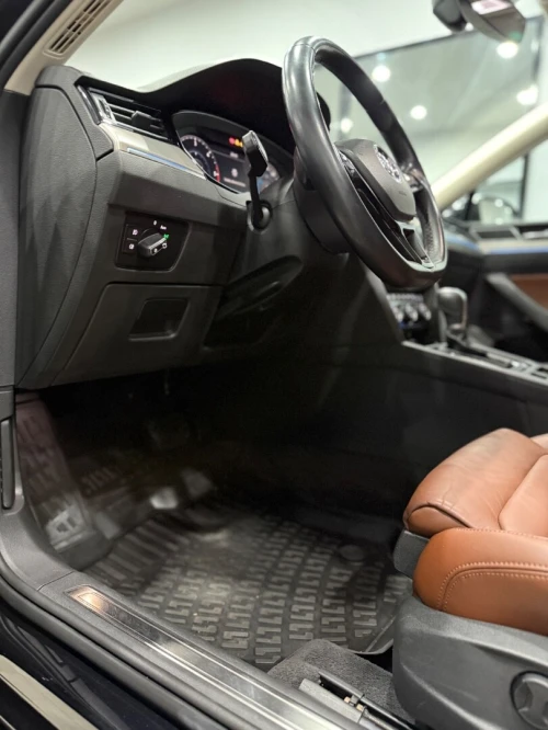 Volkswagen Passat 2019 Carat+