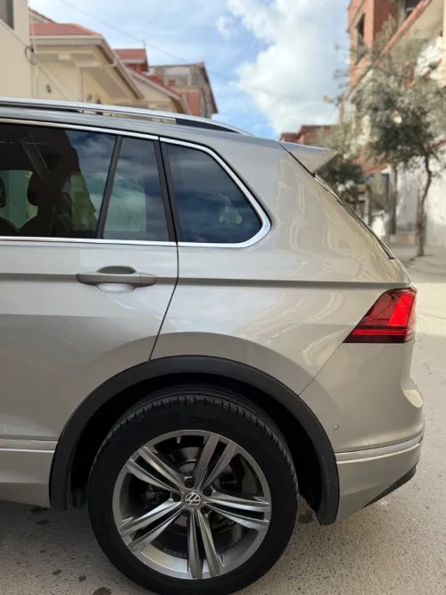 Volkswagen Tiguan 2019 R line