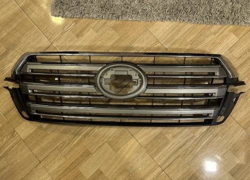 Calandre Land Cruiser 200 originale