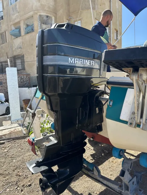 Vente Bateau canadien longueur 5metre moteur 75chv mariner mercurey 2 temps très très propre 