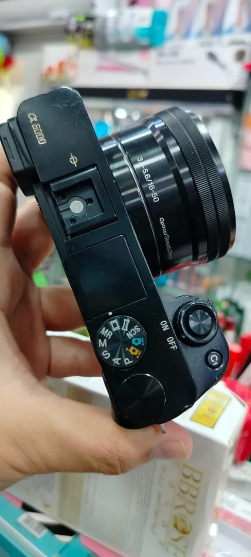 Sony a 6000 très propre 25k