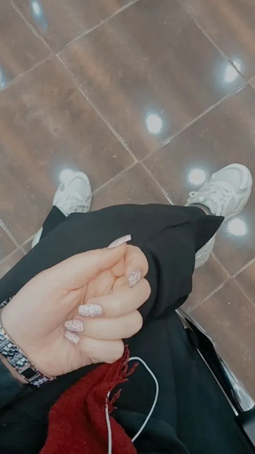 press on nails