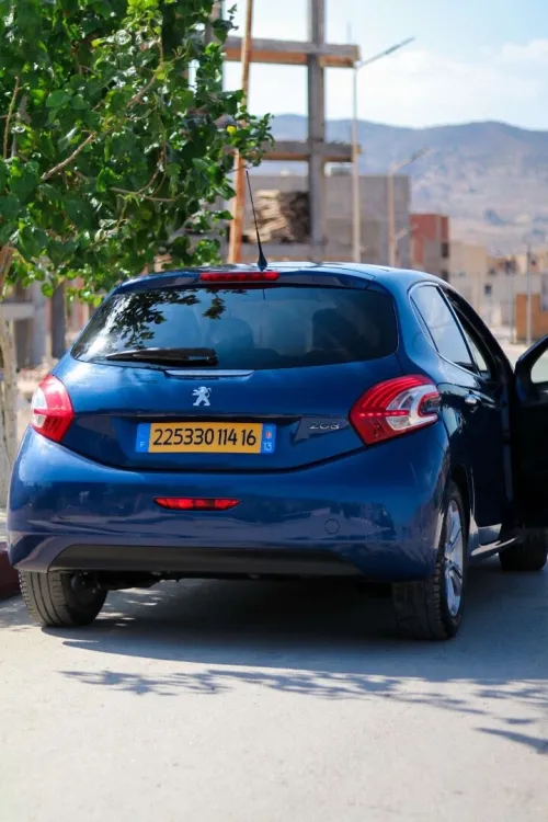 Peugeot 208 2014 Allure