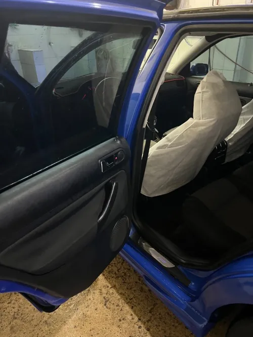 Golf 4 Golf c4 labsa jdida 2001 0790182055