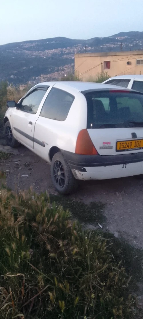 Renault Clio 2 debza 2021 