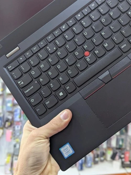 Lenovo ThinkPad L390 i7 16Go 256Go SSD Etat neuf 9.8