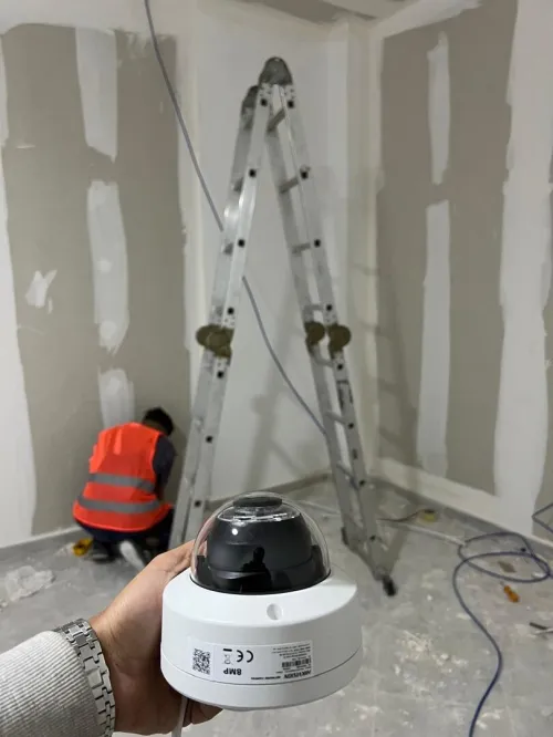 Installation de caméras de surveillance, et réseaux