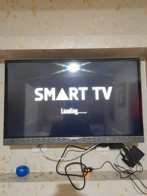 Meuble + tv + réfrigérateur 