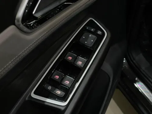 Jetta  VS5 2025 full option