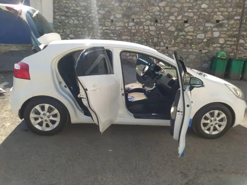 Kia Rio 5 portes 2013 Rio 5 portes
