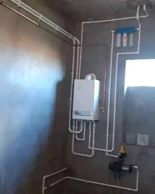 plombier chauffagiste Installation citernes et chauffage central تركيب خزان الماء والتدفئة