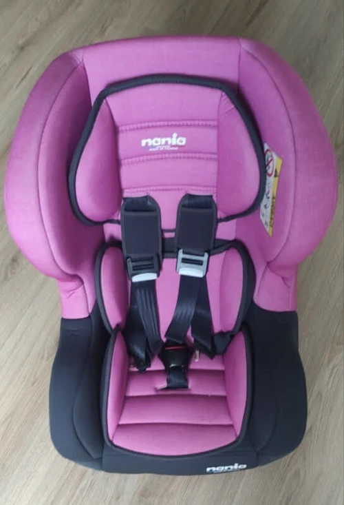 مقعد السيارة siège auto