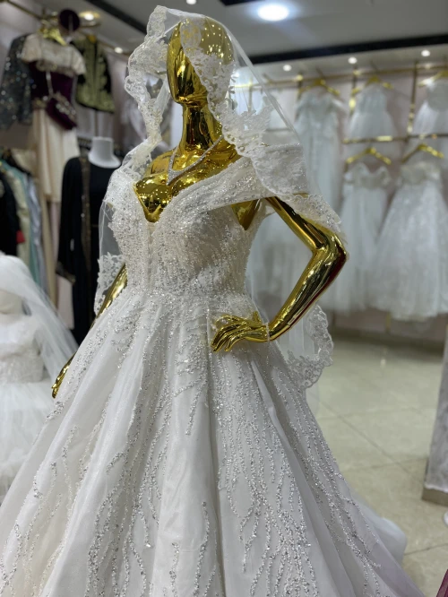 فستان زفاف robe blanche