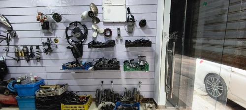 Pièces pour moteur marin