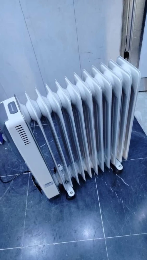 radiateur delongi jdid quantite disponible gros et detaille