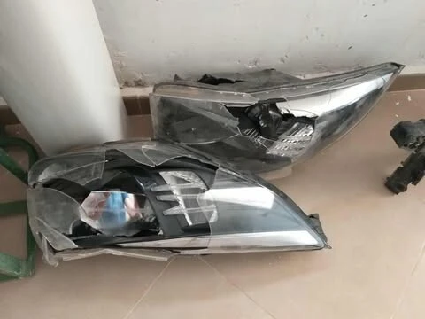 phares kia picanto