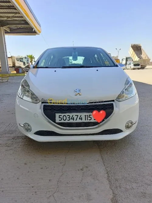 Peugeot 208 2015 Allure Facelift