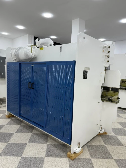 Presse plieuse 63T*2500mm / 80T*3200mm
