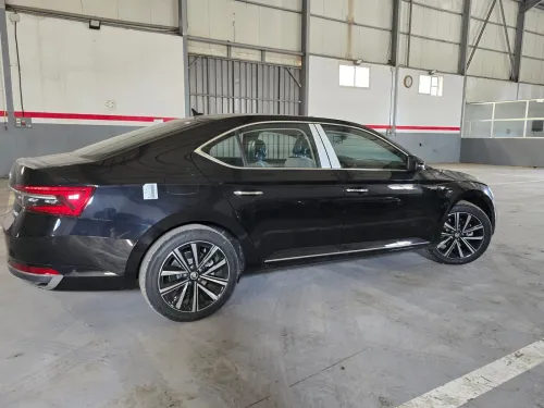 Skoda Superb 2025 