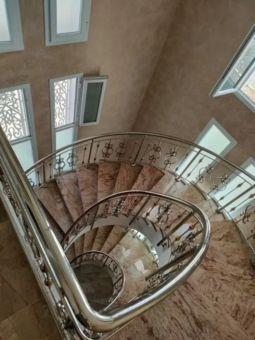 tout travaux inox bois pvc aluminium et cuisine moderne