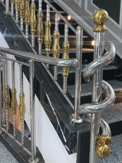 tout travaux inox bois pvc aluminium et cuisine moderne