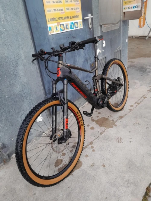 Velo scott