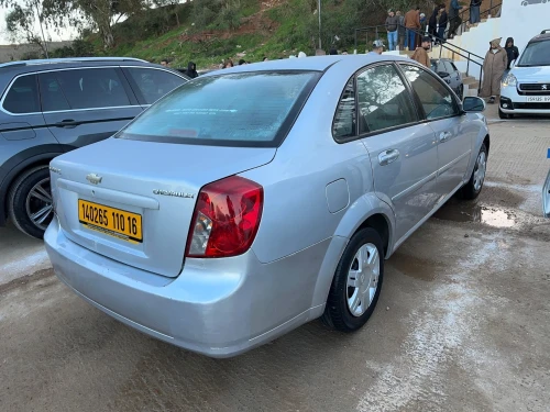 Chevrolet Optra 4 portes 2010 Optra 4 portes