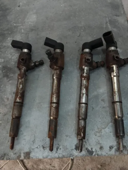 INJECTOR