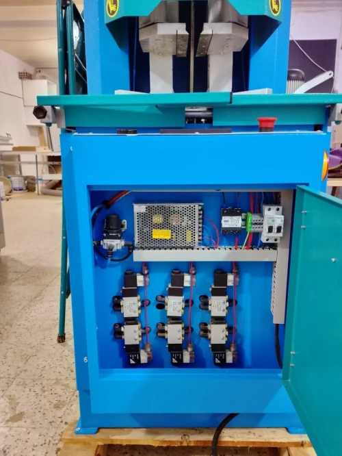 Machine soudeuse PVC