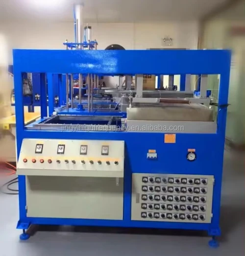 Machine thermoformage semi-automatique