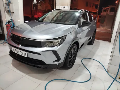 Opel GrandLand 2025 GS LAN