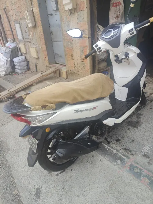 Sym St 