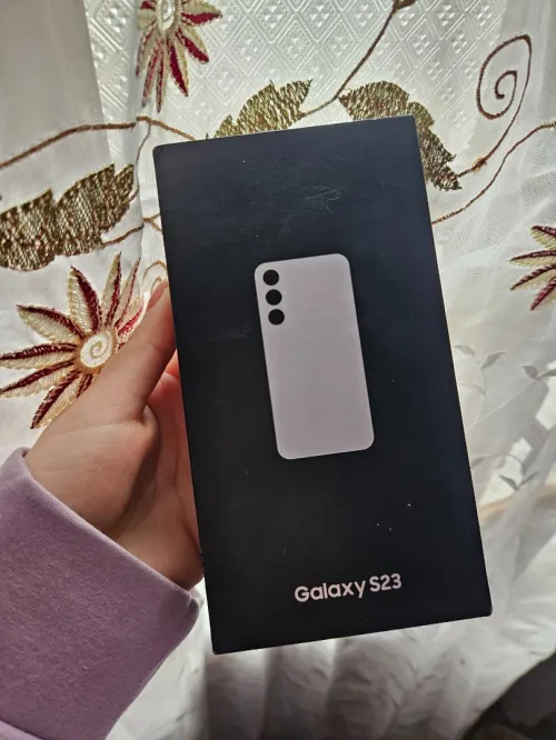 Samsung S23