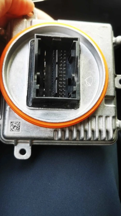 Ballast phare troc