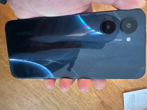 Realme C33