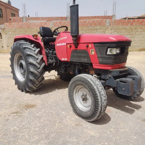 Mahindra 705 