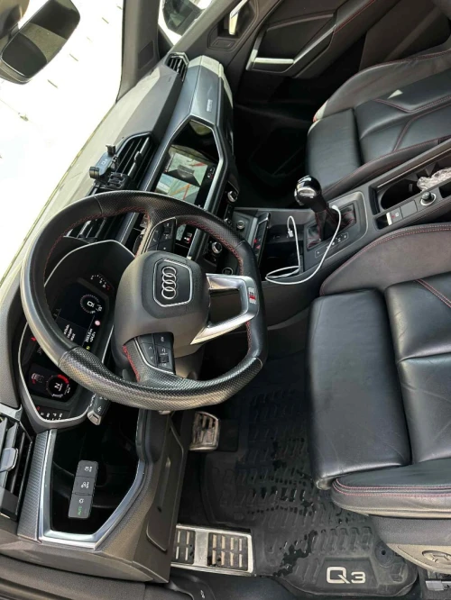 Audi Q3 2022 S Line