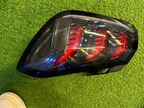 Vente rétroviseur ,feux arrière et air bag 