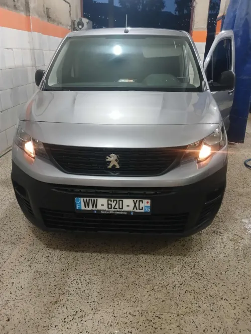 Peugeot Partner 2021 Tepee